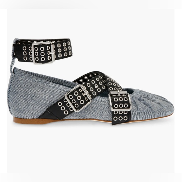 Steve Madden Shoes - Steve Madden Bryar Ankle Strap Flat (Women)